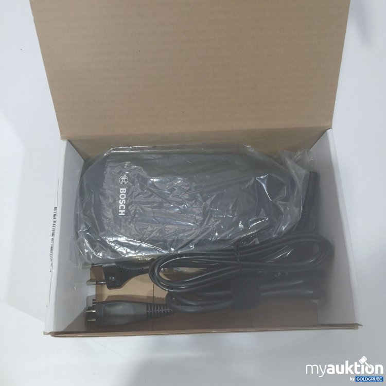 Artikel Nr. 911683 Artikel Nr. 911683: BOSCH 4A Charger 220-240V