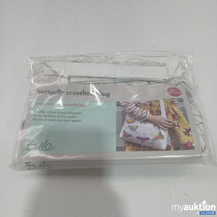 Artikel Nr. 873685 Artikel Nr. 873685: Doodle Butterfly Crossbody Bag