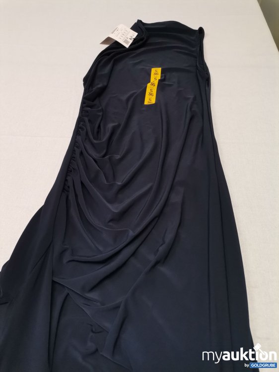 Artikel Nr. 715686 Artikel Nr. 715686: Pull&Bear Kleid