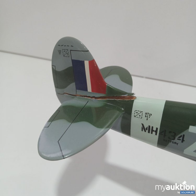 Artikel Nr. 857688: Breitiling Fighters Supermarine Spitfire MK IX Plane Model 