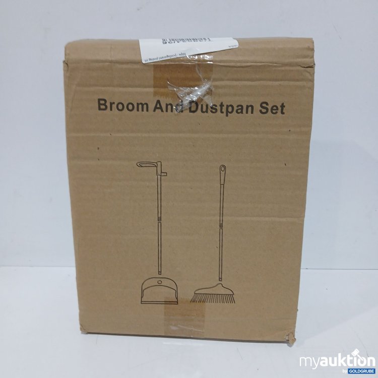 Artikel Nr. 882692: Broom and Dustpan Set 