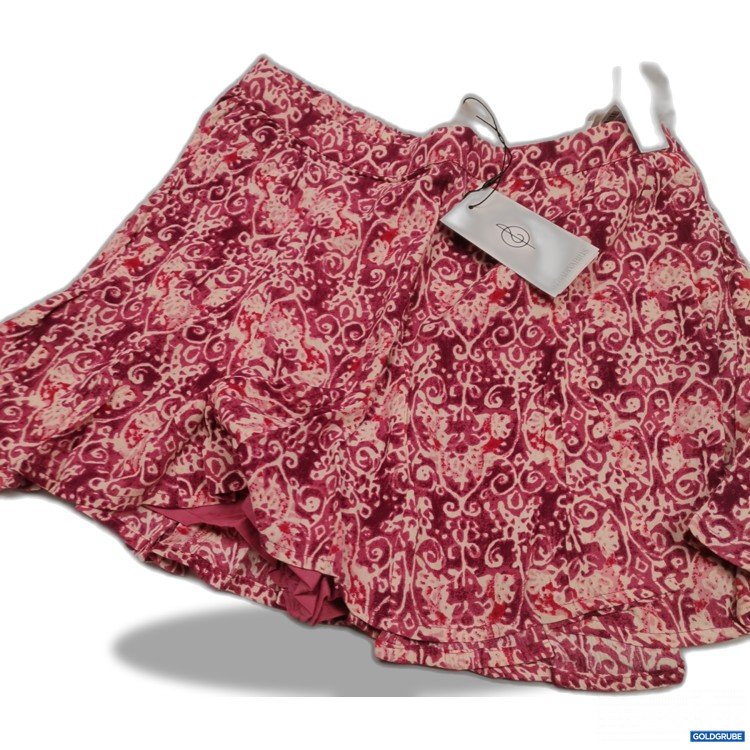 Artikel Nr. 836695: Stradivarius Skort 