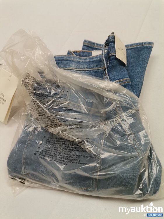 Artikel Nr. 838701 Artikel Nr. 838701: H&M Jeans slim