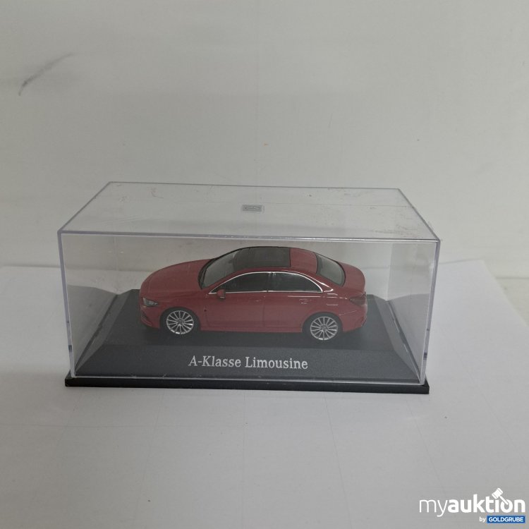 Artikel Nr. 817704 Artikel Nr. 817704: Modelauto A Klasse Limousine rot ca. 10cm