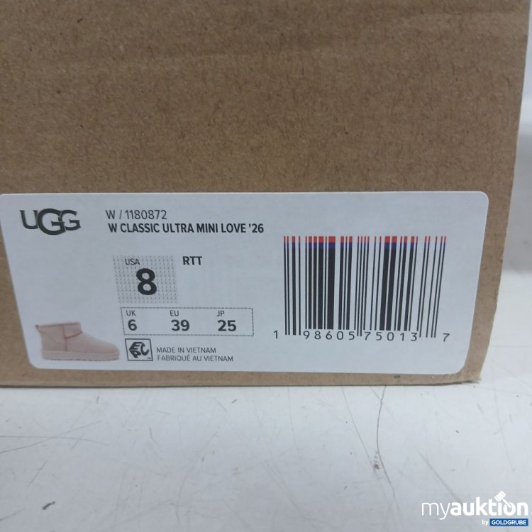 Artikel Nr. 991704 Artikel Nr. 991704: UGG Classic Ultra Mini Love 26 Schuhe