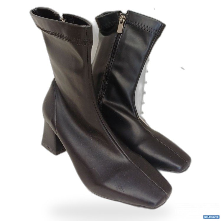 Artikel Nr. 976705 Artikel Nr. 976705: TRENDYOL Stiefeletten mit Reißverschluss Schwarz