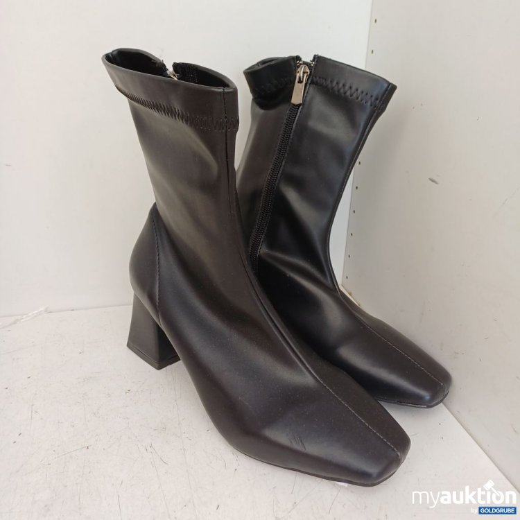 Artikel Nr. 976705 Artikel Nr. 976705: TRENDYOL Stiefeletten mit Reißverschluss Schwarz