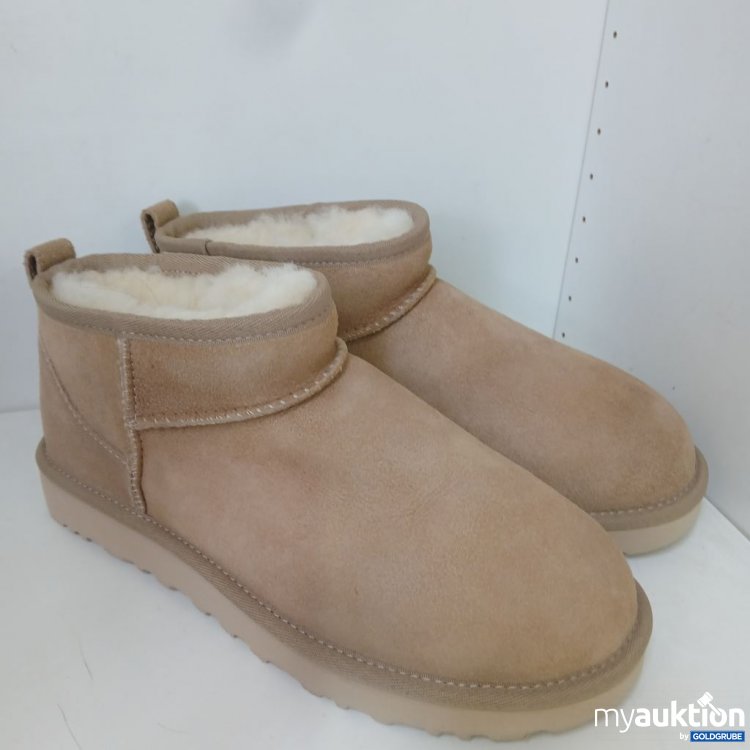 Artikel Nr. 983705 Artikel Nr. 983705: UGG W Classic Ultra Mini Stiefel