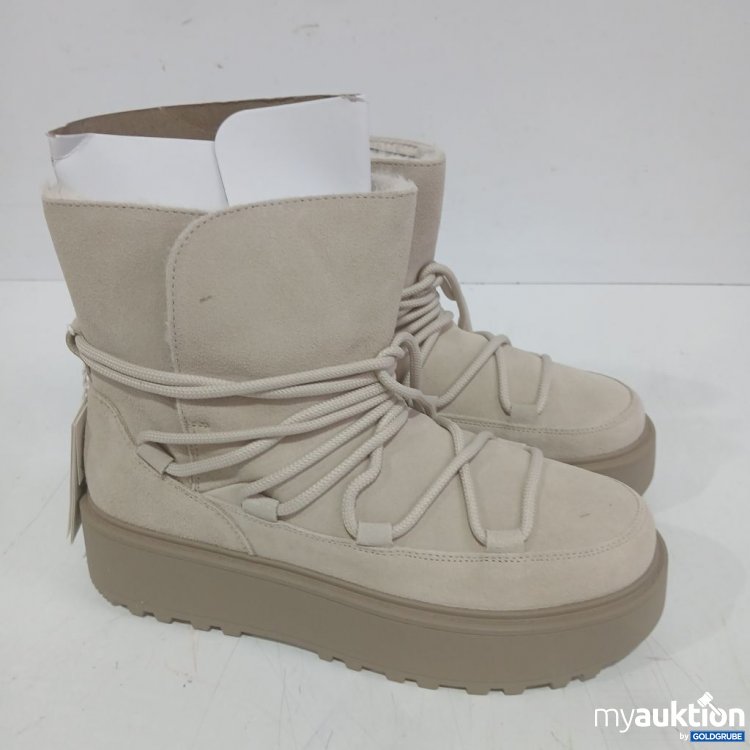 Artikel Nr. 991705 Artikel Nr. 991705: Oysho Sneaker Boots