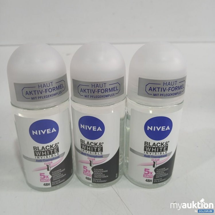 Artikel Nr. 903706: NIVEA BLACK & WHITE Invisible Clear Deodorant 3x50ml