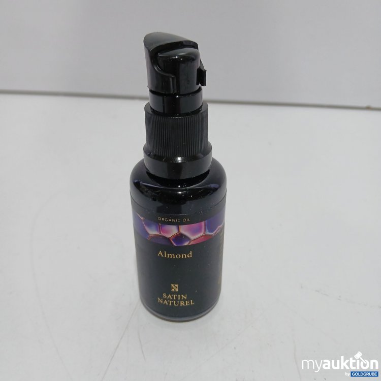 Artikel Nr. 869707 Artikel Nr. 869707: Satin Naturel Almond Oil 30ml