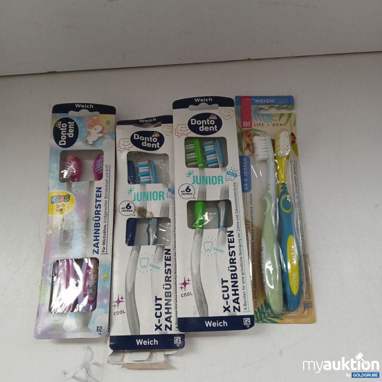 Artikel Nr. 953710: Div Sorten Weich Zahnbürsten