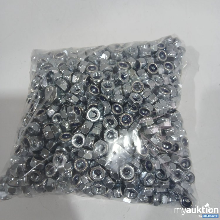 Artikel Nr. 899712: Diverse Muttern laut Foto 