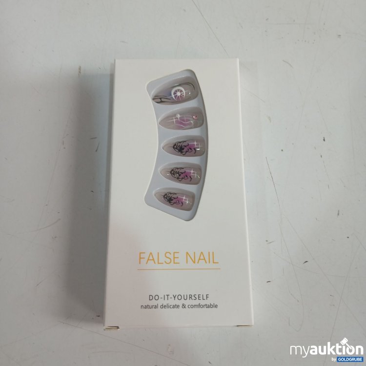 Artikel Nr. 956713: Flase Nails 