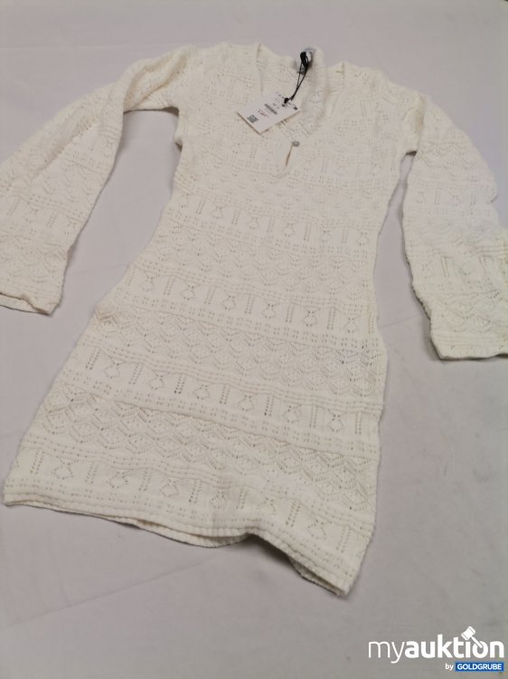 Artikel Nr. 836715: Bershka Strickkleid 