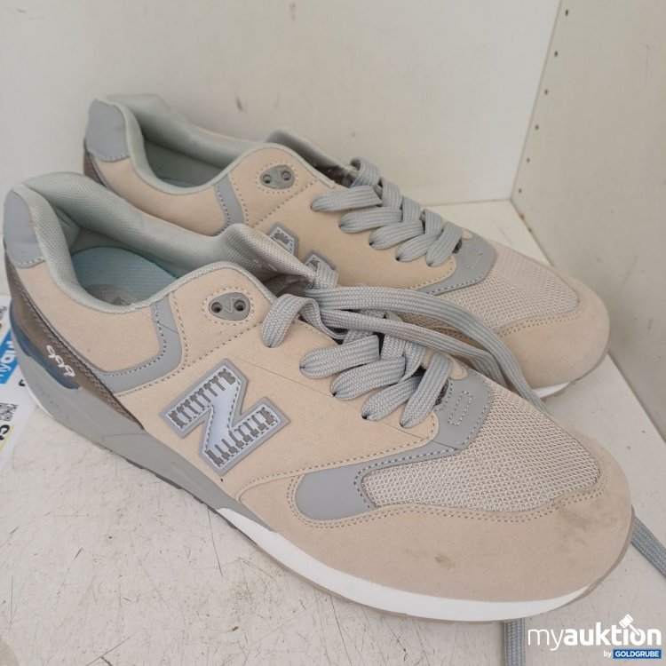 Artikel Nr. 976715 Artikel Nr. 976715: New Bolune 992 Sneakers verschmutzt