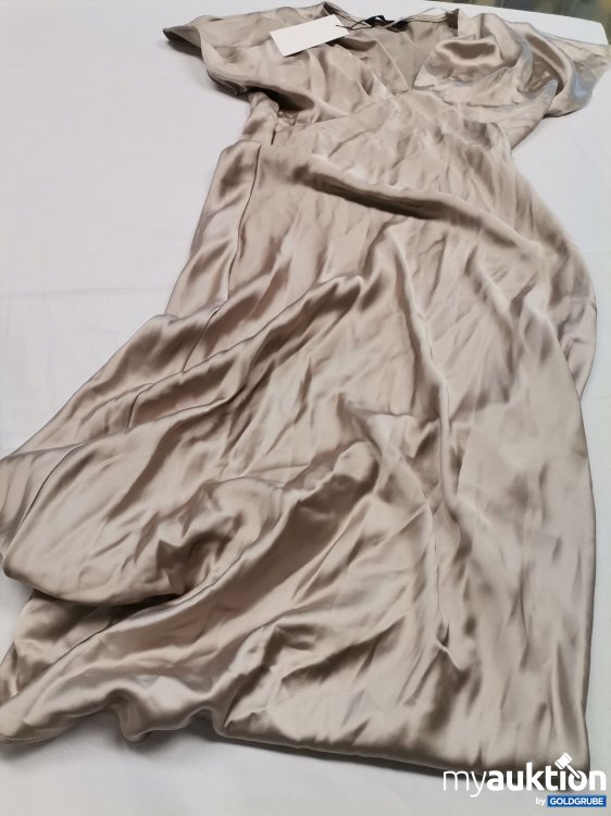 Artikel Nr. 842722 Artikel Nr. 842722: Zara Satin Kleid