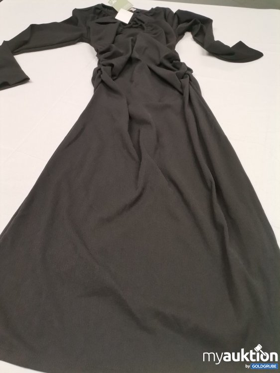 Artikel Nr. 788723 Artikel Nr. 788723: H&M Kleid