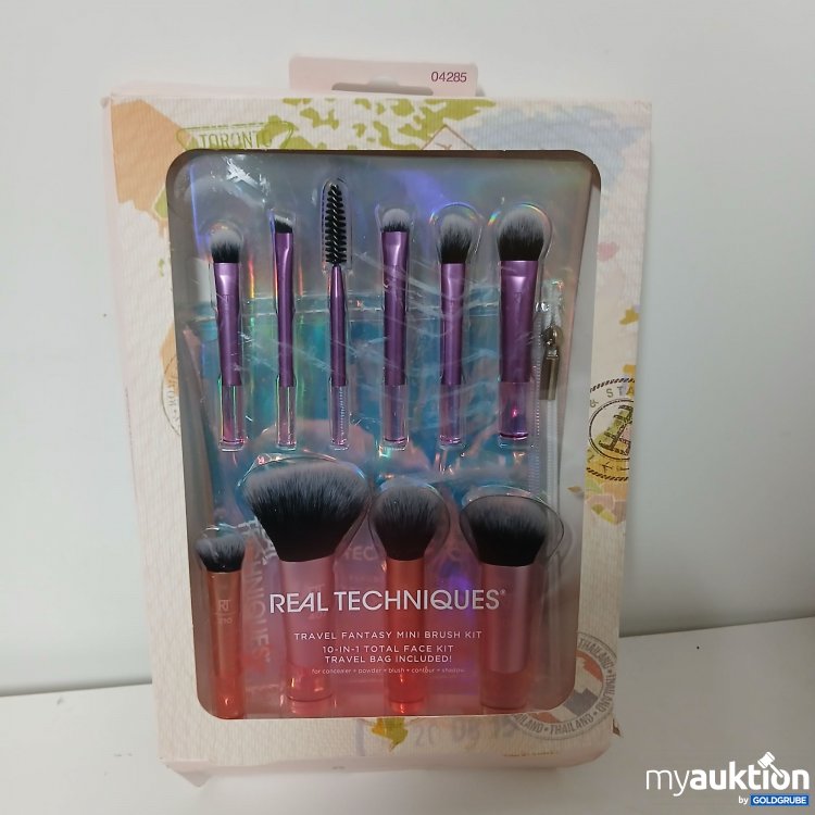 Artikel Nr. 897723 Artikel Nr. 897723: Real Techniques 10in1 total Face Kit