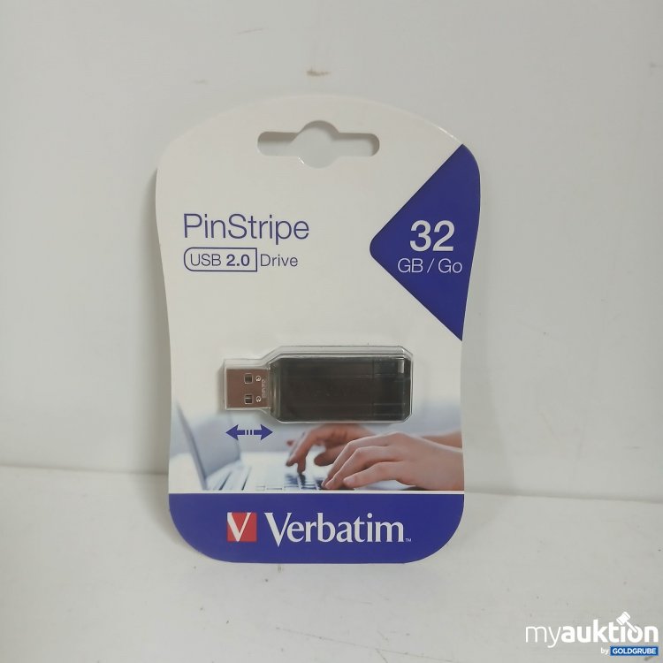 Artikel Nr. 877730 Artikel Nr. 877730: Verbatim PinStripe USB 2.0 Drive 32GB