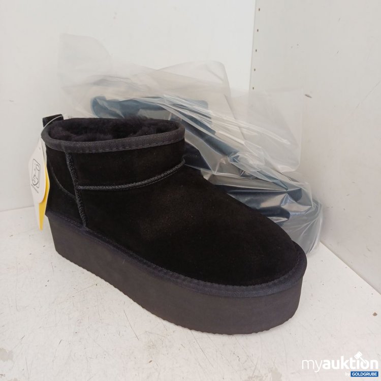 Artikel Nr. 976730 Artikel Nr. 976730: UGG Saylor Ultra Platform