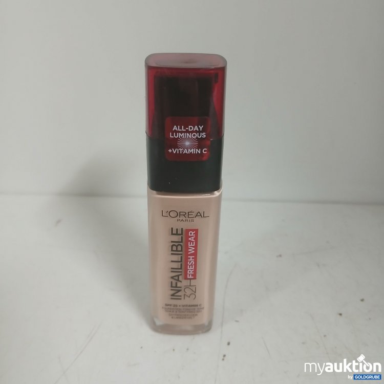 Artikel Nr. 875732: L'Oréal Infaillible SPF25 + Vitamin C Foundation 30ml