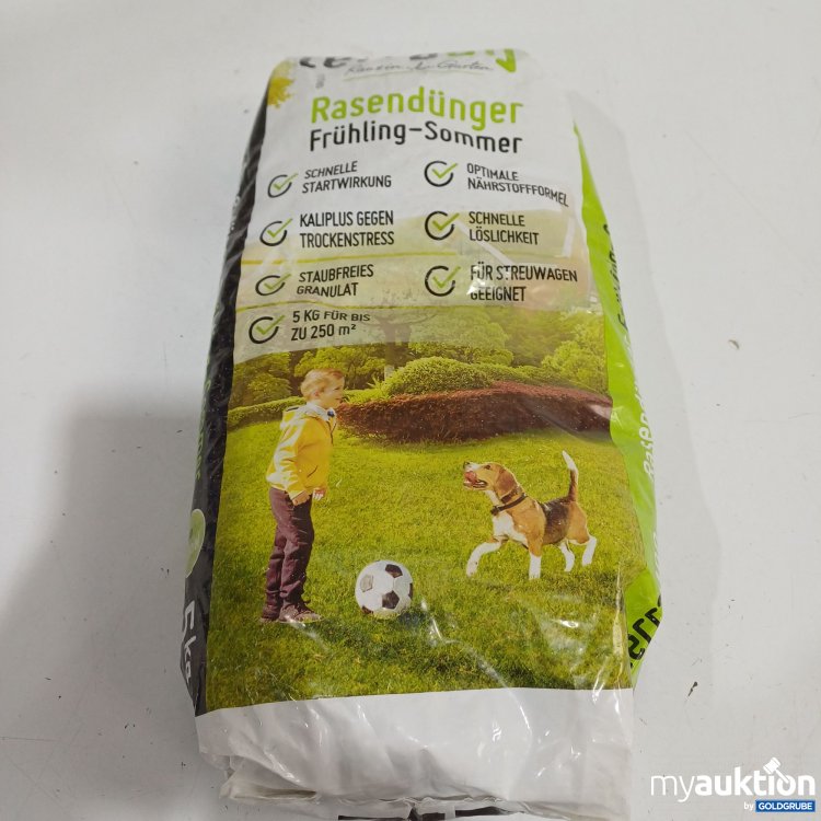 Artikel Nr. 962737: Terrauno Rasendünger Frühling-Sommer 5kg 