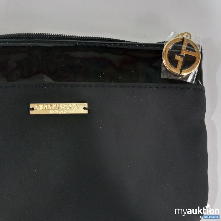 Artikel Nr. 360740 Artikel Nr. 360740: Giorgio Armani Parfums Täschchen schwarz 20 x 12.5 cm