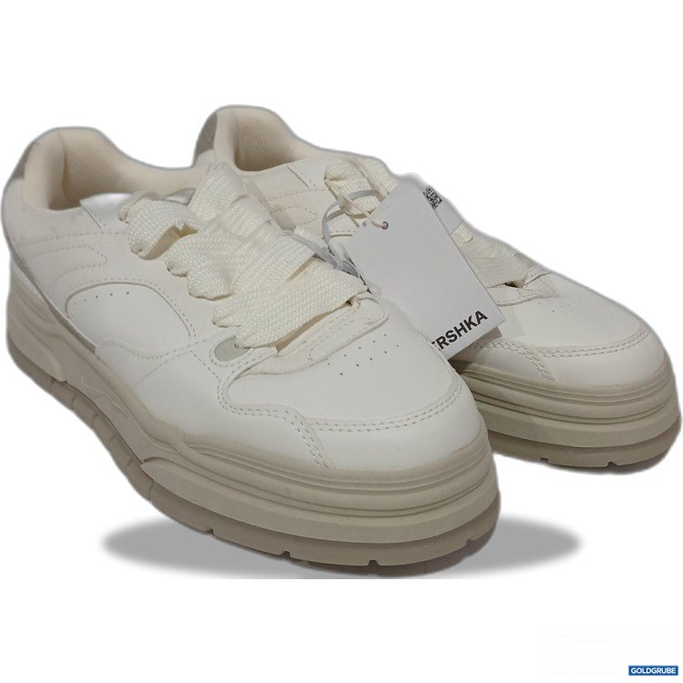 Artikel Nr. 523743 Artikel Nr. 523743: Bershka Sneaker