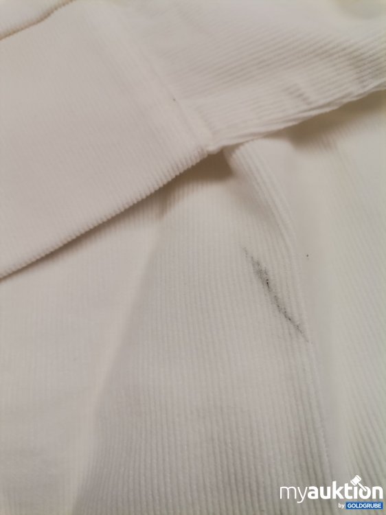 Artikel Nr. 836744: S Oliver Cord Bluse verschmutzt 
