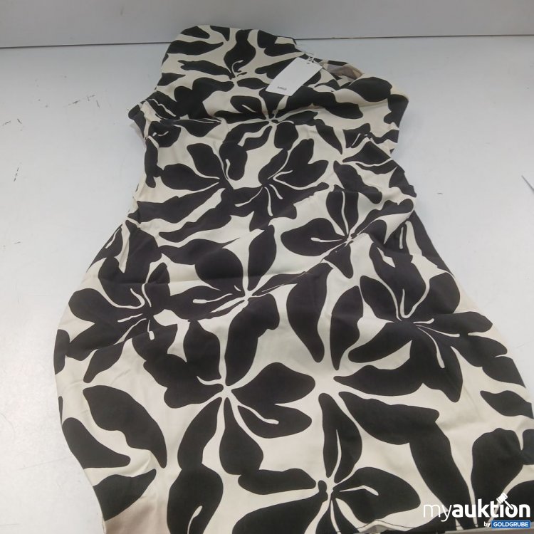Artikel Nr. 930747 Artikel Nr. 930747: MNG Kleid mit Blumenmuster