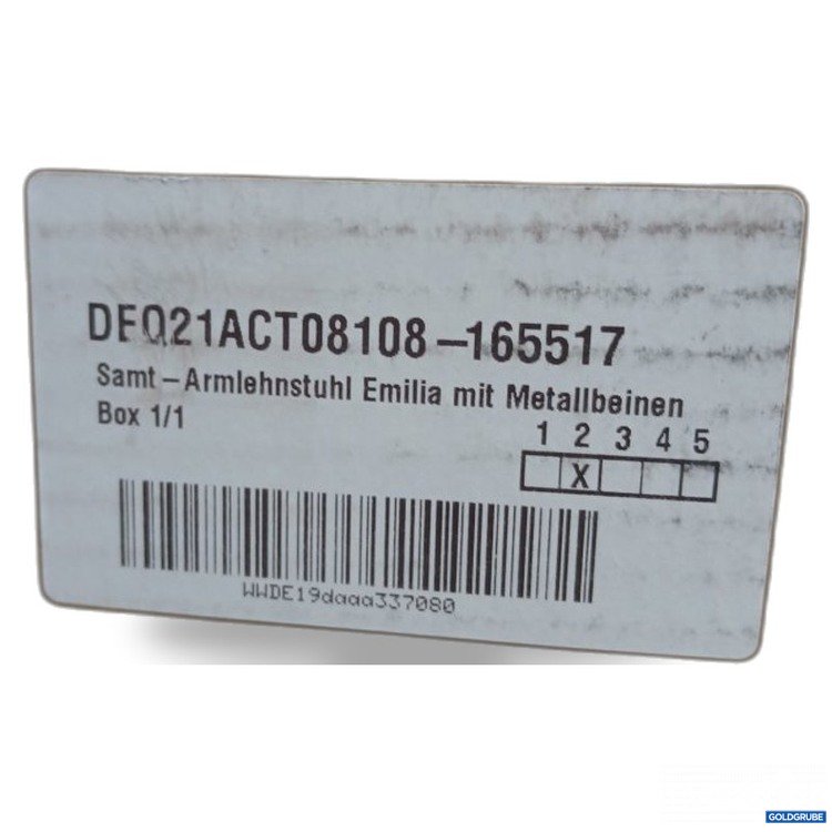 Artikel Nr. 467750 Artikel Nr. 467750: Samt-Armlehnstuhl Emilia mit Metallbeinen