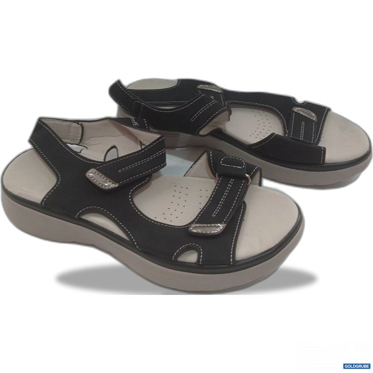 Artikel Nr. 930751 Artikel Nr. 930751: Schwarze Sandalen mit Klettverschluss.