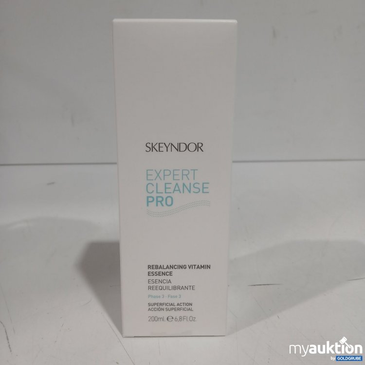 Artikel Nr. 465755: SKEYNDOR Expert Cleanse Pro Rebalancing Vitamin Essence 200 ml