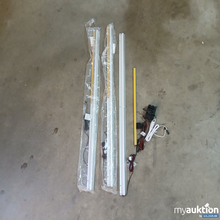 Artikel Nr. 958756: LED-Fachbodenbeleuchtung 3er Set, Sockelbreire 91