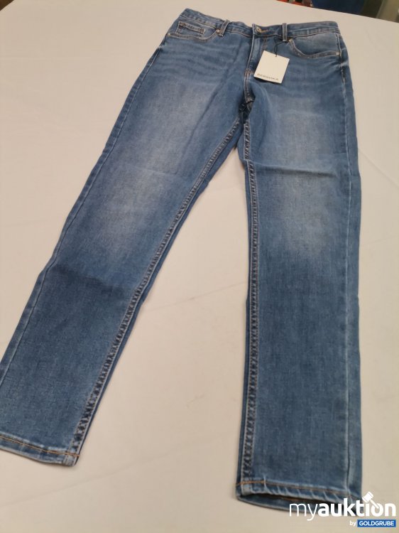 Artikel Nr. 836759: Bershka Jeans 
