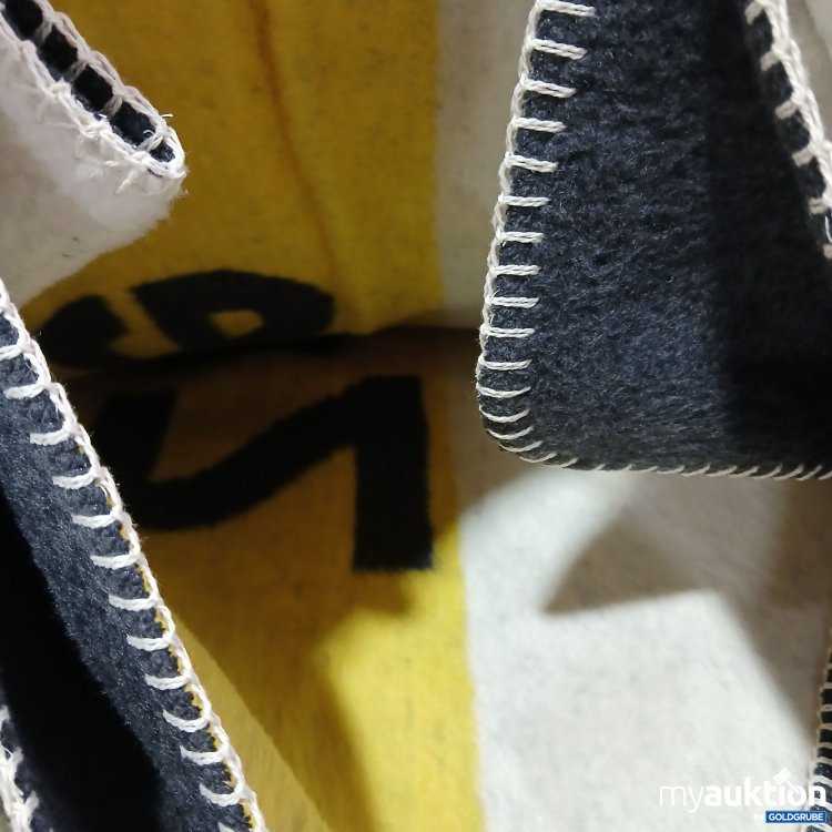 Artikel Nr. 360764: David Fussenger Vitatherm Decke mit Aufschrift.