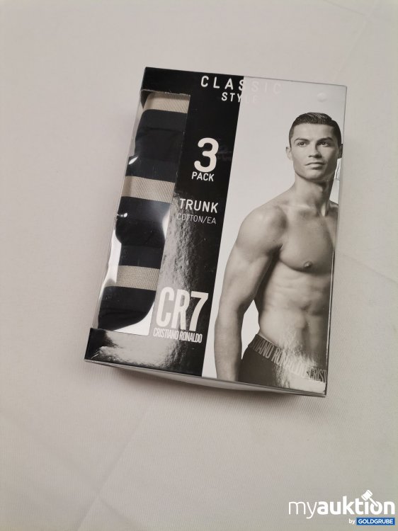 Artikel Nr. 822765 Artikel Nr. 822765: CR7 Trunks