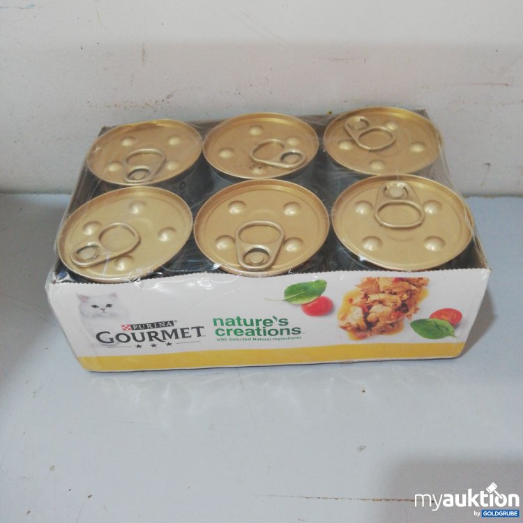 Artikel Nr. 666766 Artikel Nr. 666766: Purina Gourmet Reich an Huhn, garniert mit Spinat und Tomaten 12x85g