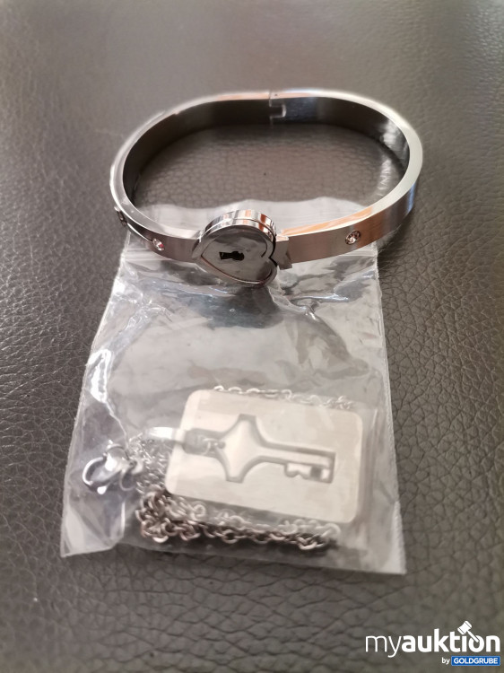Artikel Nr. 185770 Artikel Nr. 185770: Armband und Kette