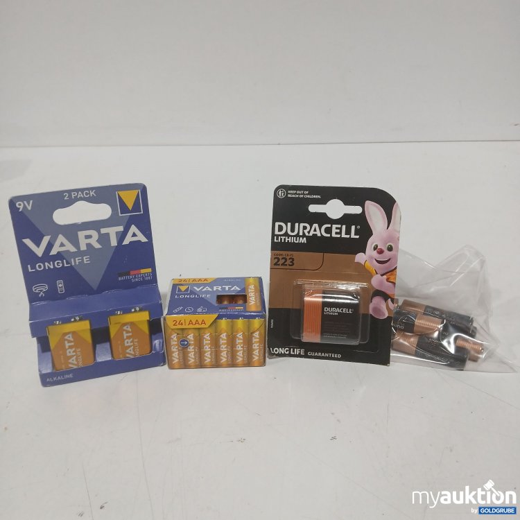 Artikel Nr. 885770: 1 Set diverse Batterien von Varta und Duracell