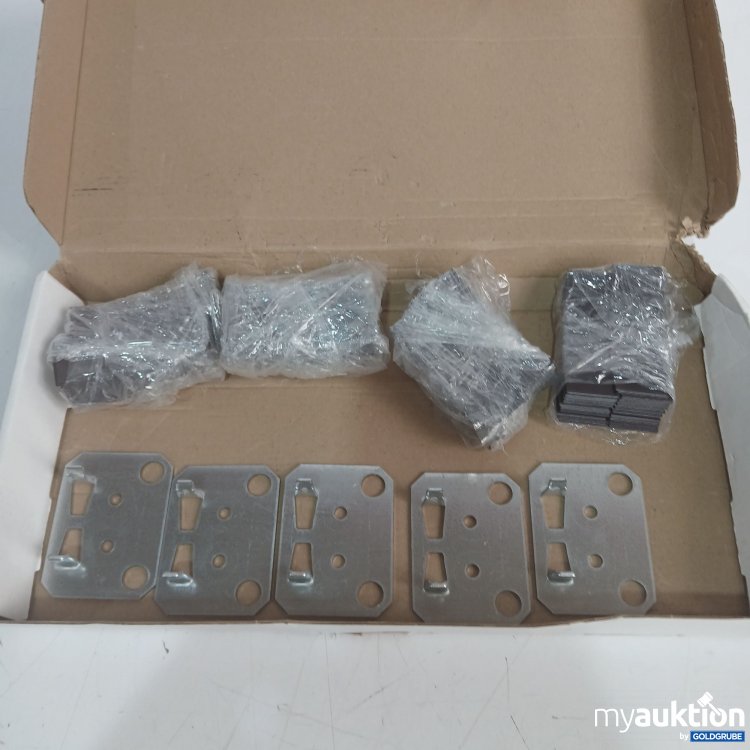 Artikel Nr. 444771: Diverse Klemmfüße 5x , diverse Magnet Haftetiketten 80x25mm 4x50Stück