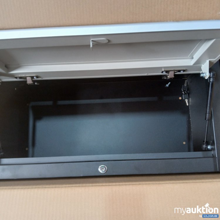 Artikel Nr. 984771: Retter Technic abschließbarer Werkstatt- oder Hängeschrank ca 68x34cm