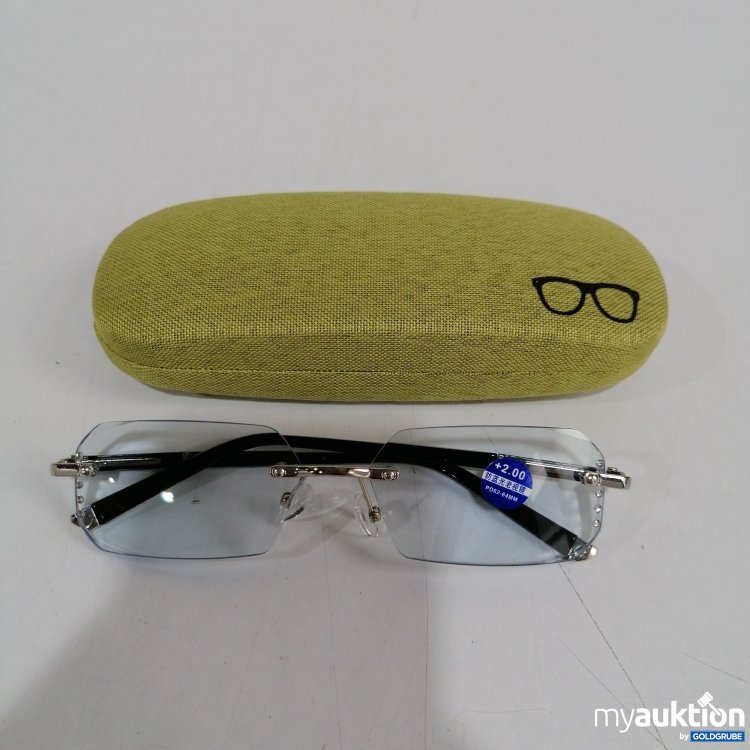 Artikel Nr. 856772 Artikel Nr. 856772: Brille mit Case +2.00