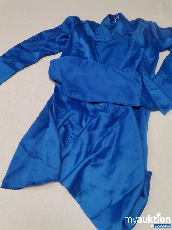 Artikel Nr. 705775: Sinsey Satin Wickelkleid 