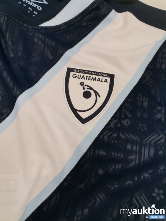 Artikel Nr. 838777 Artikel Nr. 838777: Umbro Shirt