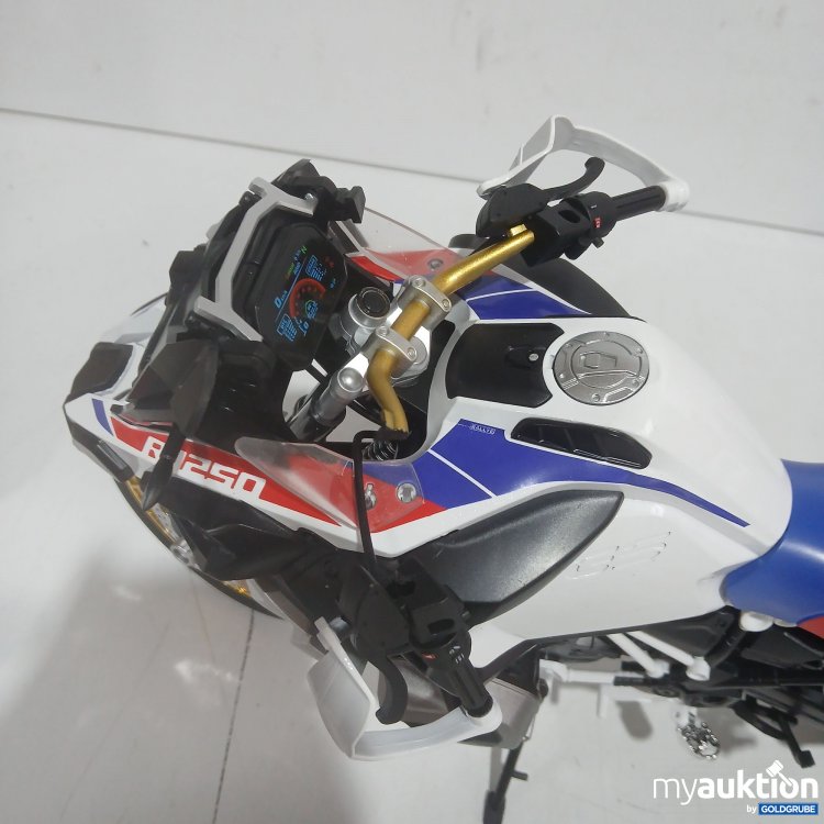 Artikel Nr. 992777 Artikel Nr. 992777: BMW R1250 Motorrad Deko