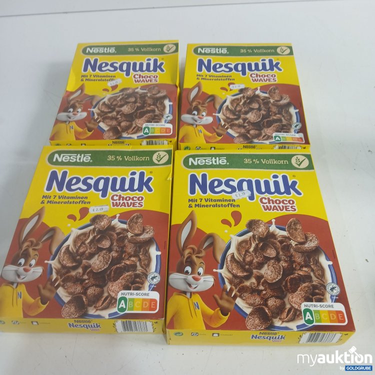 Artikel Nr. 939778 Artikel Nr. 939778: Nesquik Choco Waves je 330g