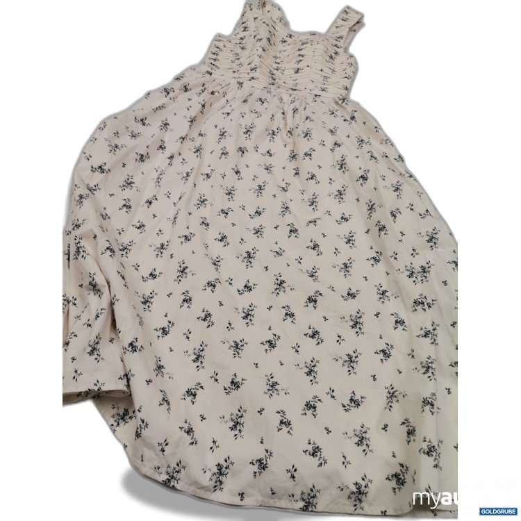Artikel Nr. 838782 Artikel Nr. 838782: H&M Kleid