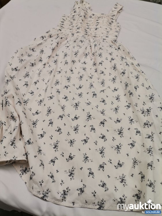 Artikel Nr. 838782 Artikel Nr. 838782: H&M Kleid